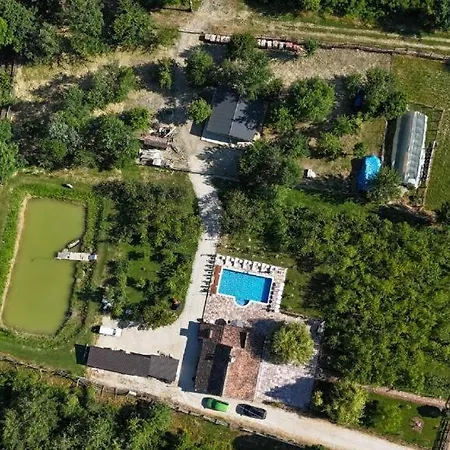 Dom wakacyjny Ranc Lipe *